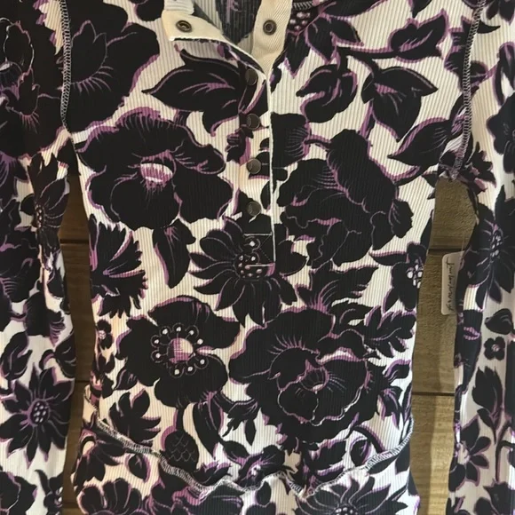 NWT Free People Henley Size Medium - Picture 3 of 7